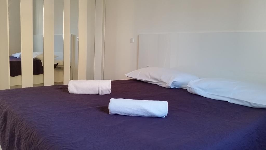 פרימוסטן Apartments Silvija מראה חיצוני תמונה