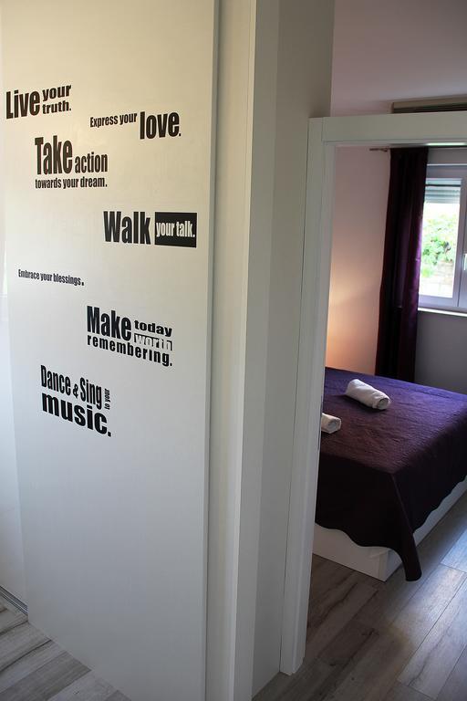 פרימוסטן Apartments Silvija מראה חיצוני תמונה
